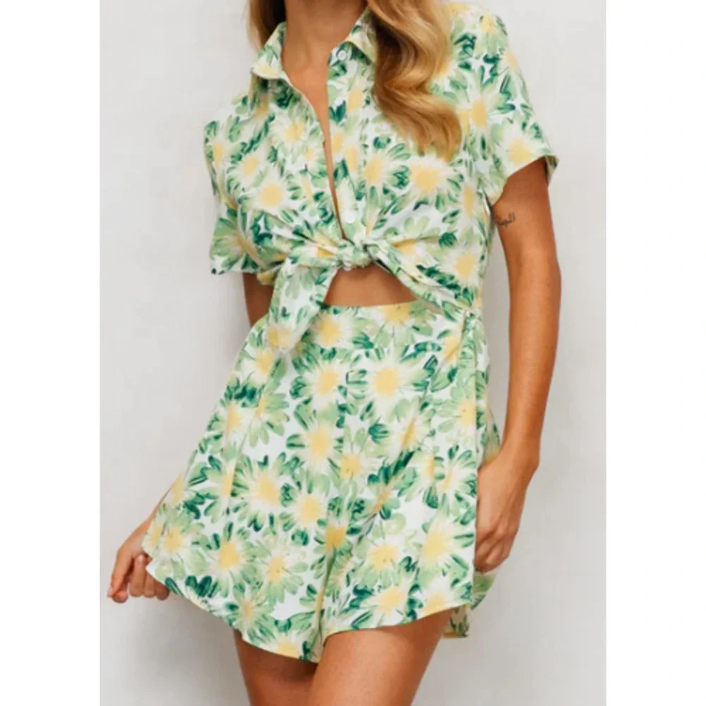 Hello Molly Ruby Seas Green/White/Yellow Floral Midriff Cut Out Romper- US6 - Picture 2 of 12